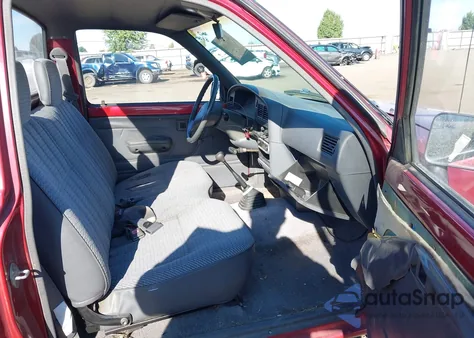 1993 Toyota Pickup 1/2 Ton Short Whlbase Stb from USA, damaged, VIN 4TARN81A8PZ064657